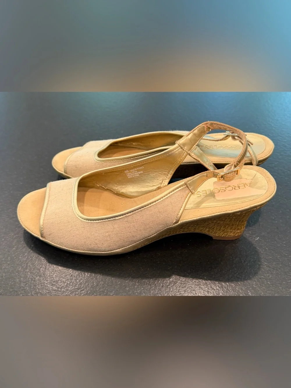 Aerosoles Dozen Roses Gold Linen Slingback Wedge Peep Toe Sandals 9M